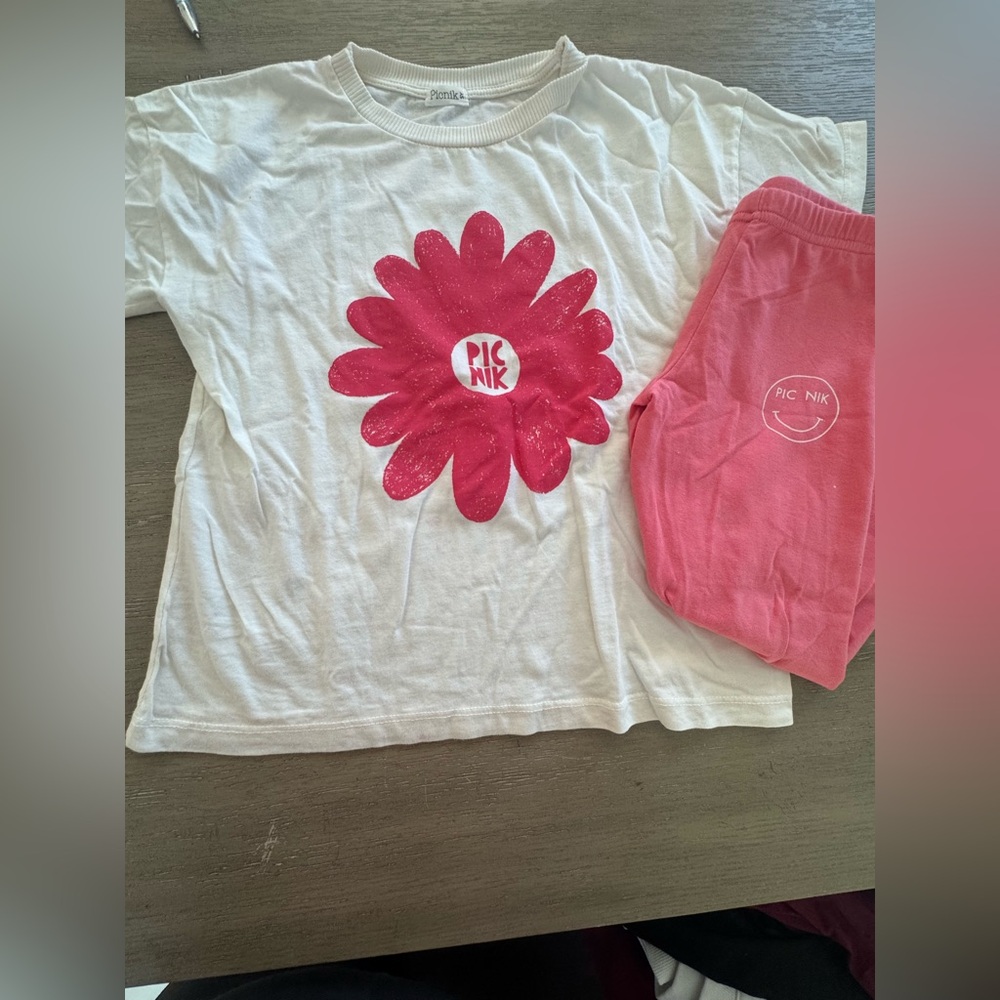 Picnik Kids White Tee with Pink Flower‎ and Pink Pants